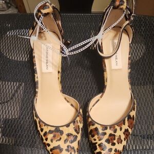 Antonio Melani Leopard Print Heels